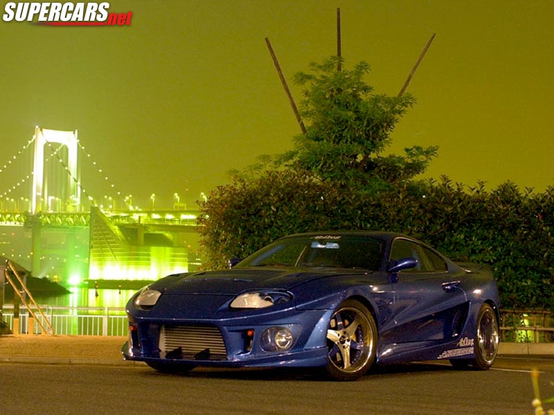 2001_toyota_supra_abflug_s900_01.jpg